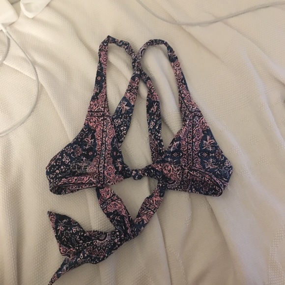 frankie’s bikinis malibu taj top - Picture 2 of 2